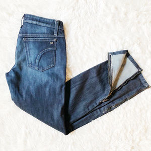 Joe's jeans Chelsea Denim Jeans Zipper ankle.